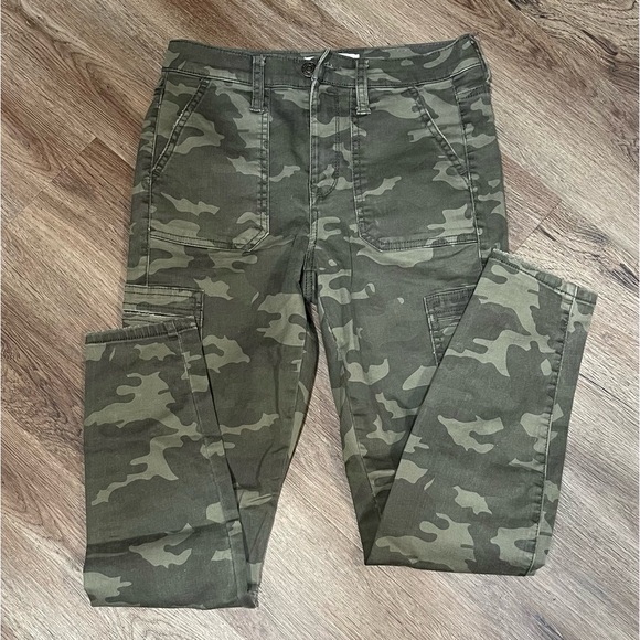 Mudd FLX Stretch Juniors Camo Jeans👖🪖 - Picture 2 of 10
